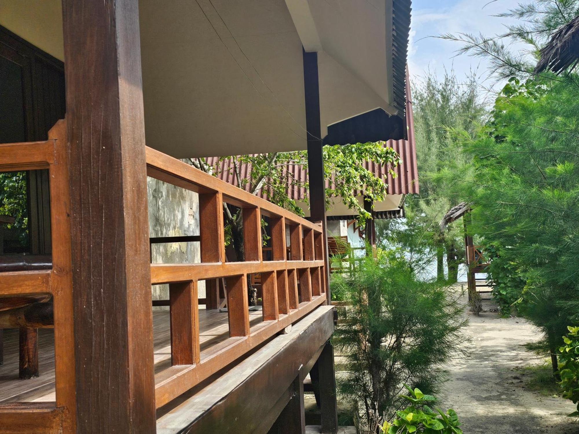 Bluecoral Bungalows Гили-Мено Экстерьер фото
